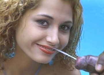 Cumshot Oasis Free Video