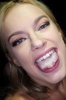 Gloryhole Secrets Photo 7