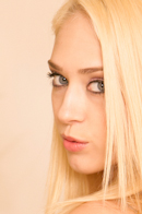 Reality Junkies Picture 14